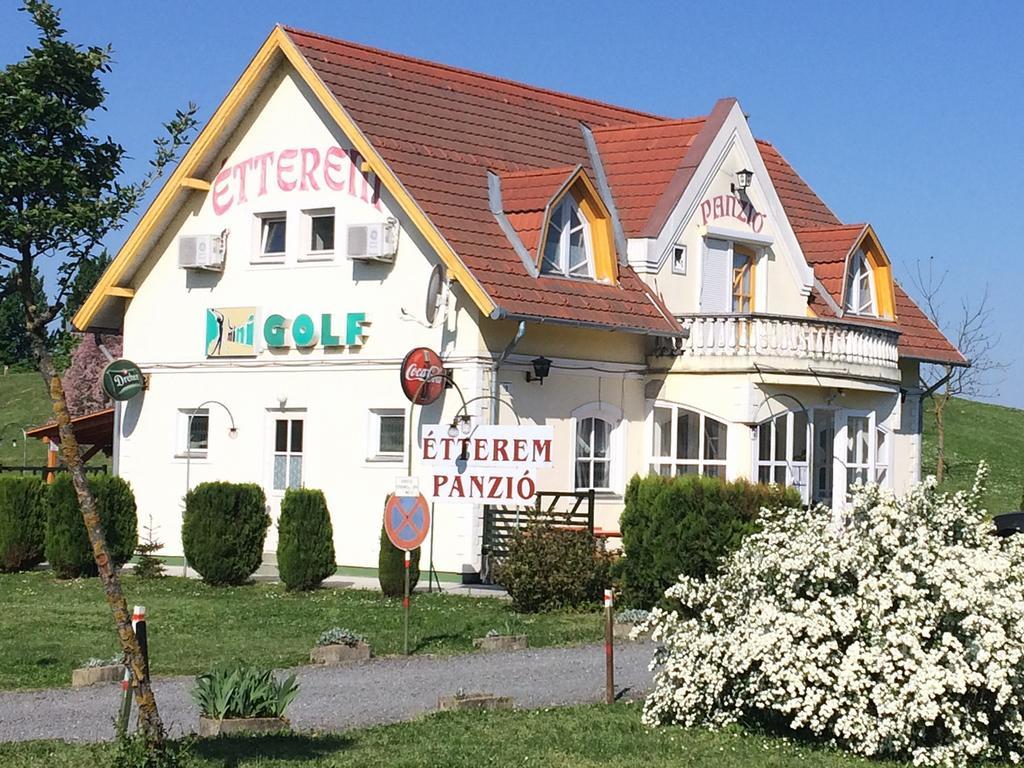 Golf Etterem Es Panzio Hotel Kaposvar Luaran gambar